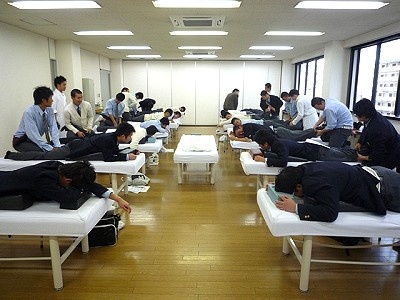 ようこそ 藤井学園寒川高校の皆さん 学園topics 学校法人大麻学園 四国医療専門学校 ようこそ 藤井学園寒川高校の皆さん 学園topics 学校法人大麻学園 四国医療専門学校