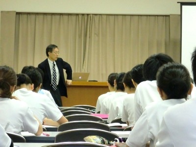 フィジカル アセスメントの授業 学園topics 学校法人大麻学園 四国医療専門学校 フィジカル アセスメントの授業 学園topics 学校法人大麻学園 四国医療専門学校
